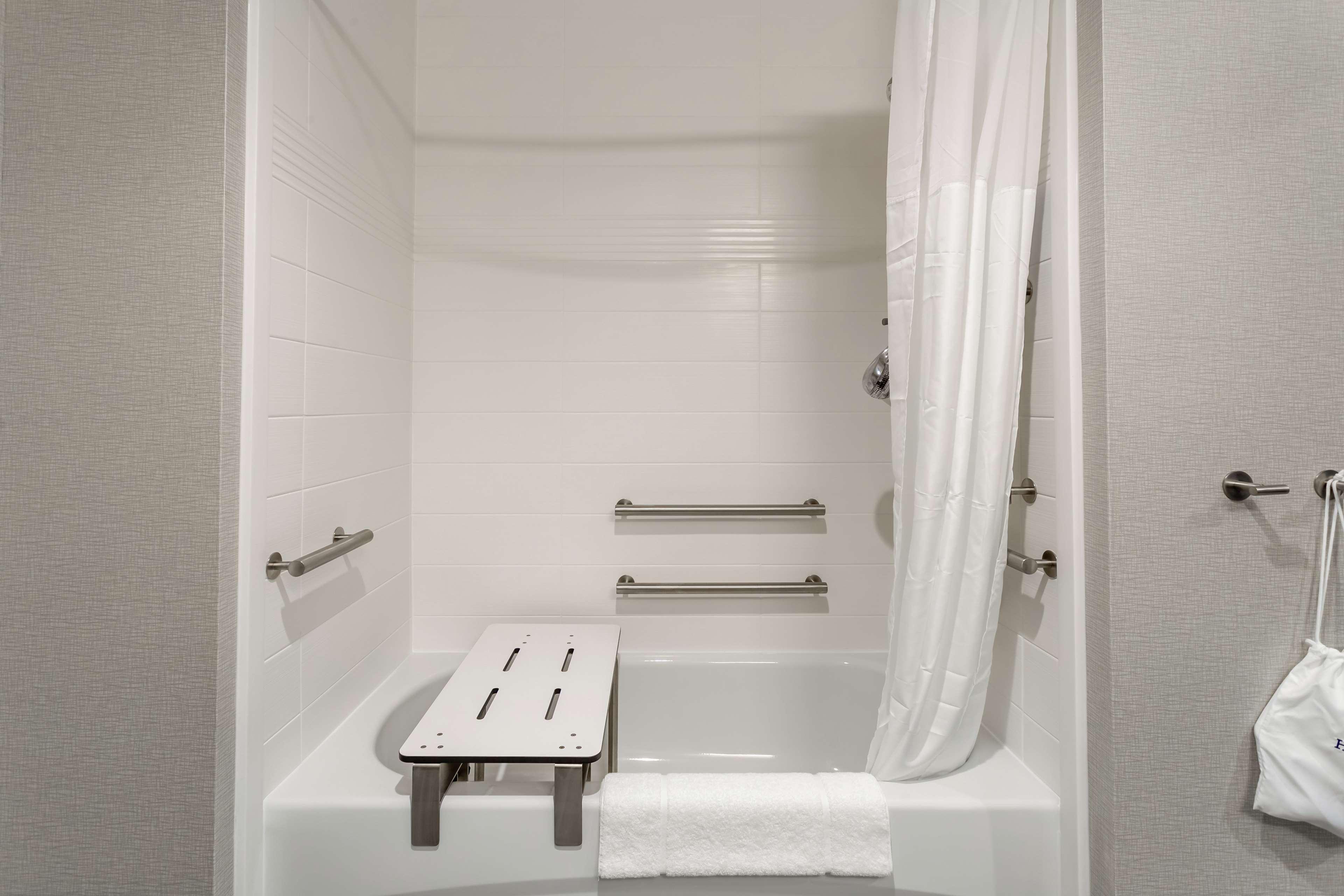 Hampton Inn Madison, Oh Zewnętrze zdjęcie