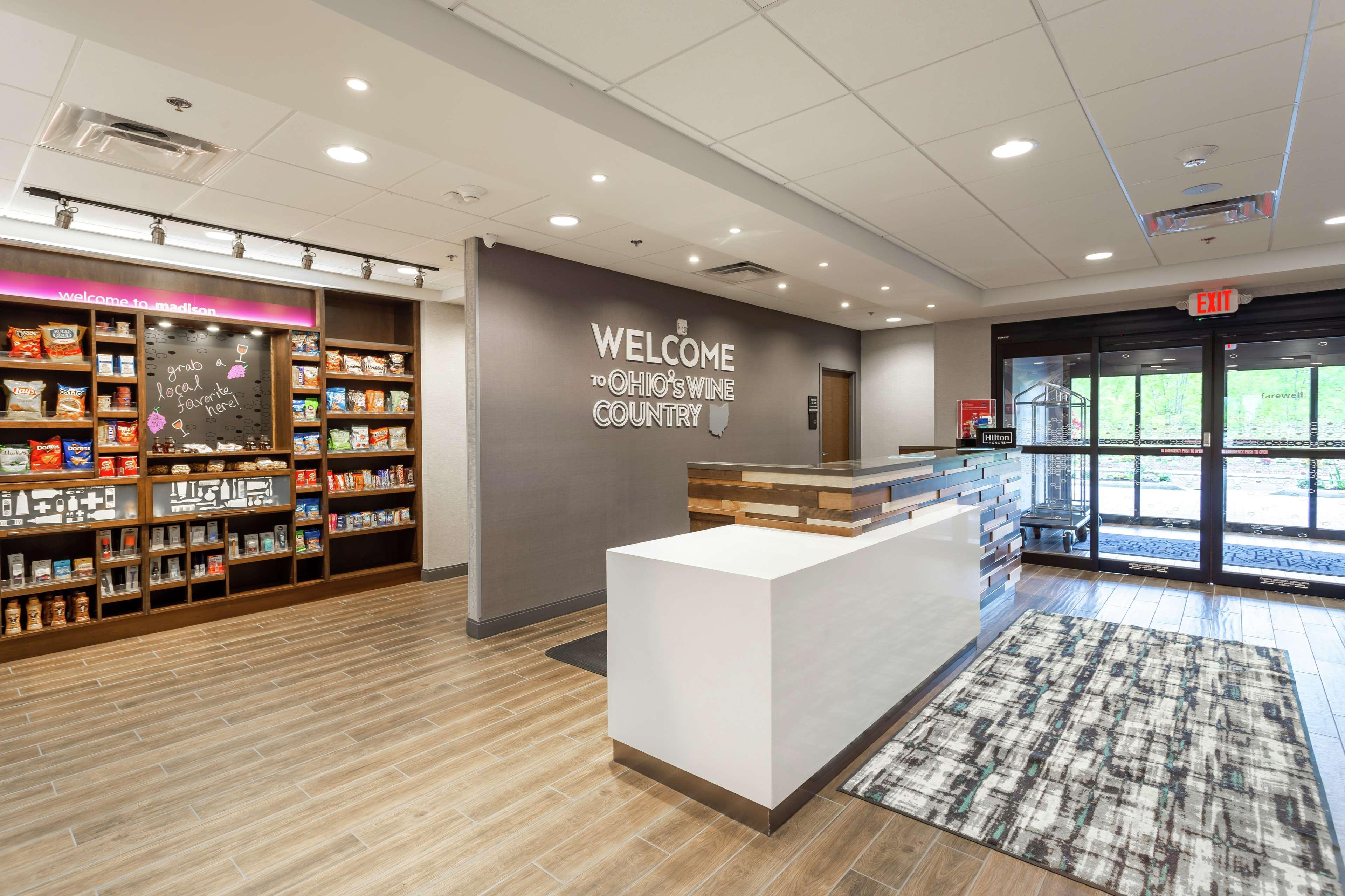 Hampton Inn Madison, Oh Zewnętrze zdjęcie
