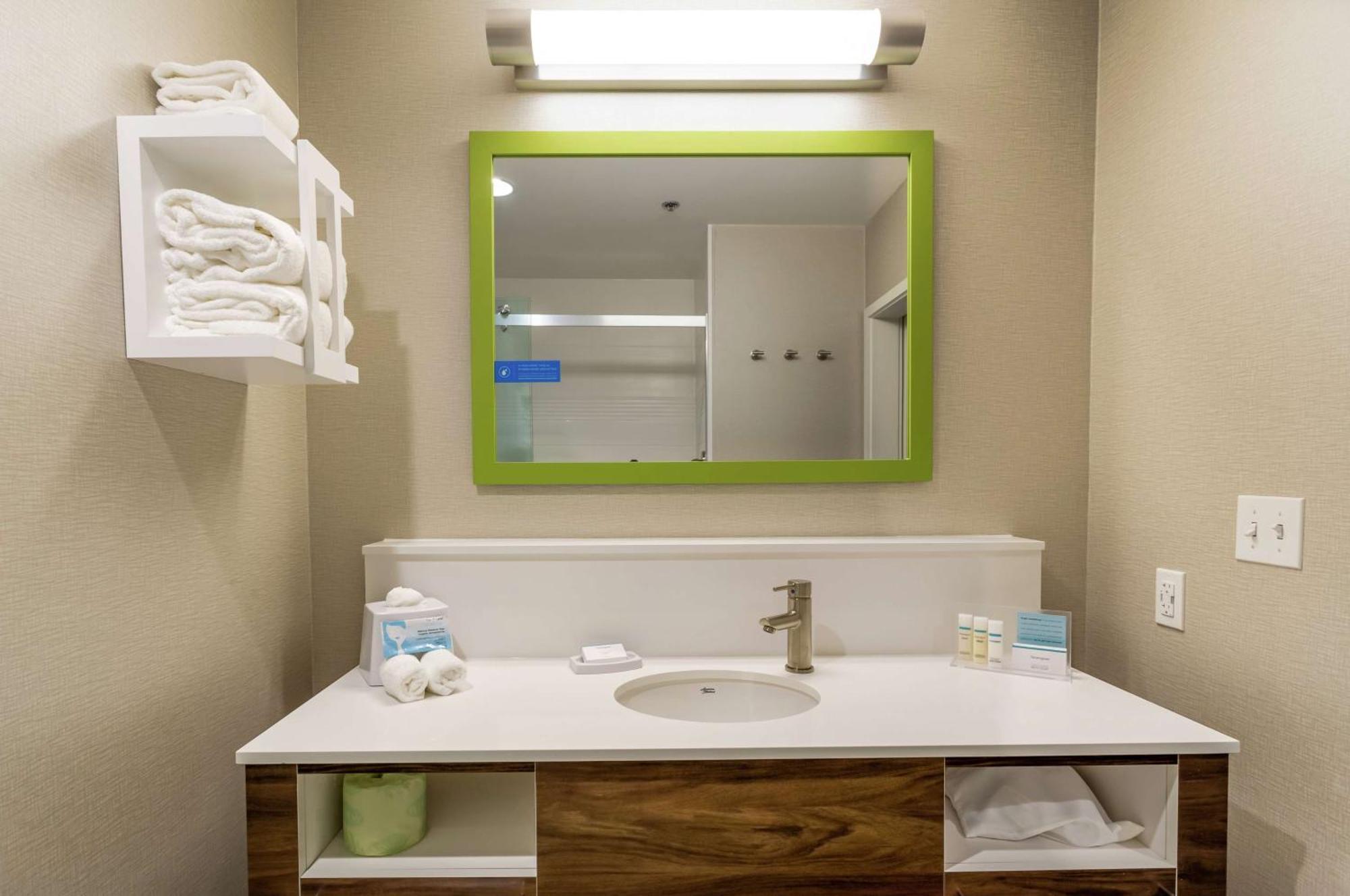 Hampton Inn Madison, Oh Zewnętrze zdjęcie
