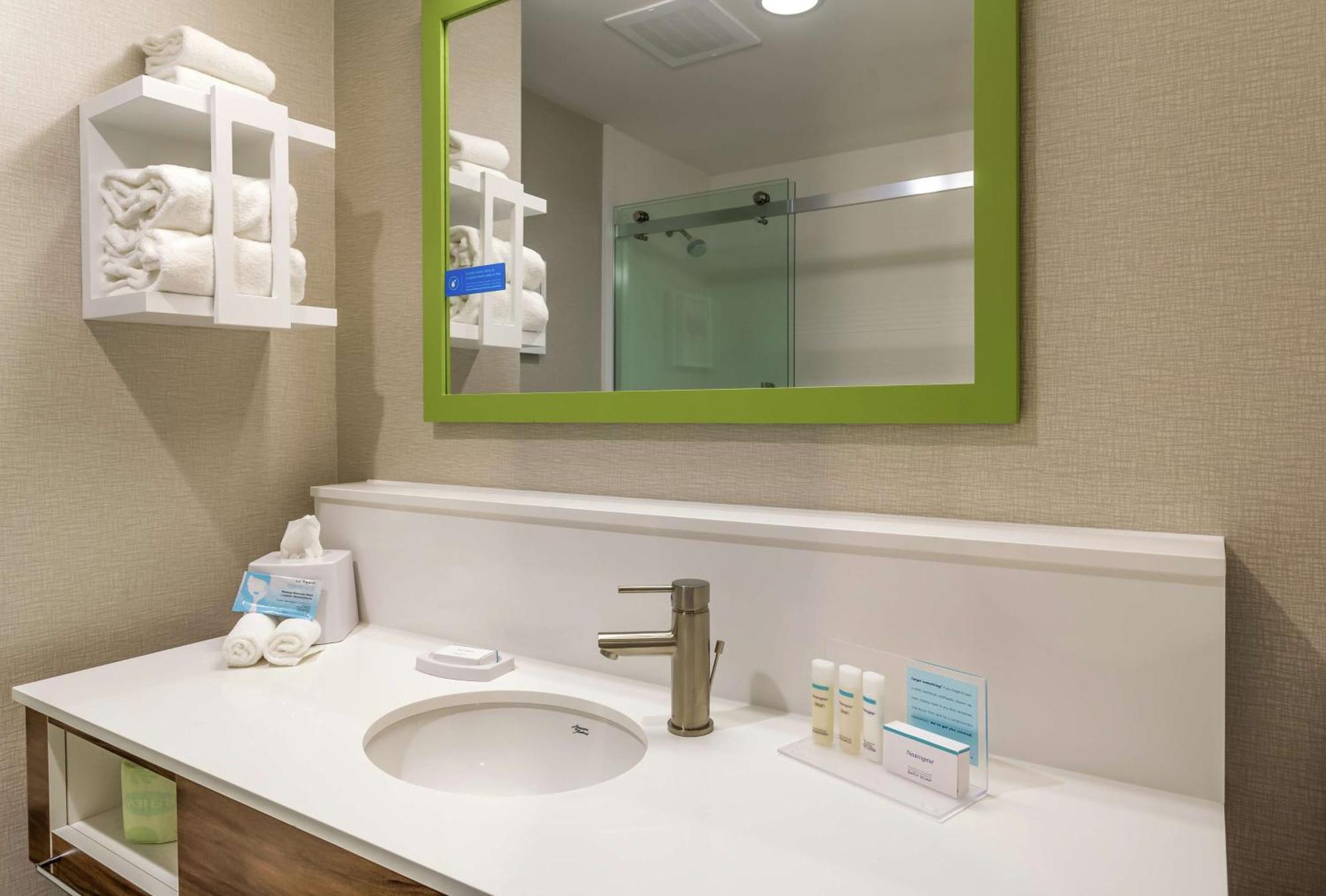Hampton Inn Madison, Oh Zewnętrze zdjęcie